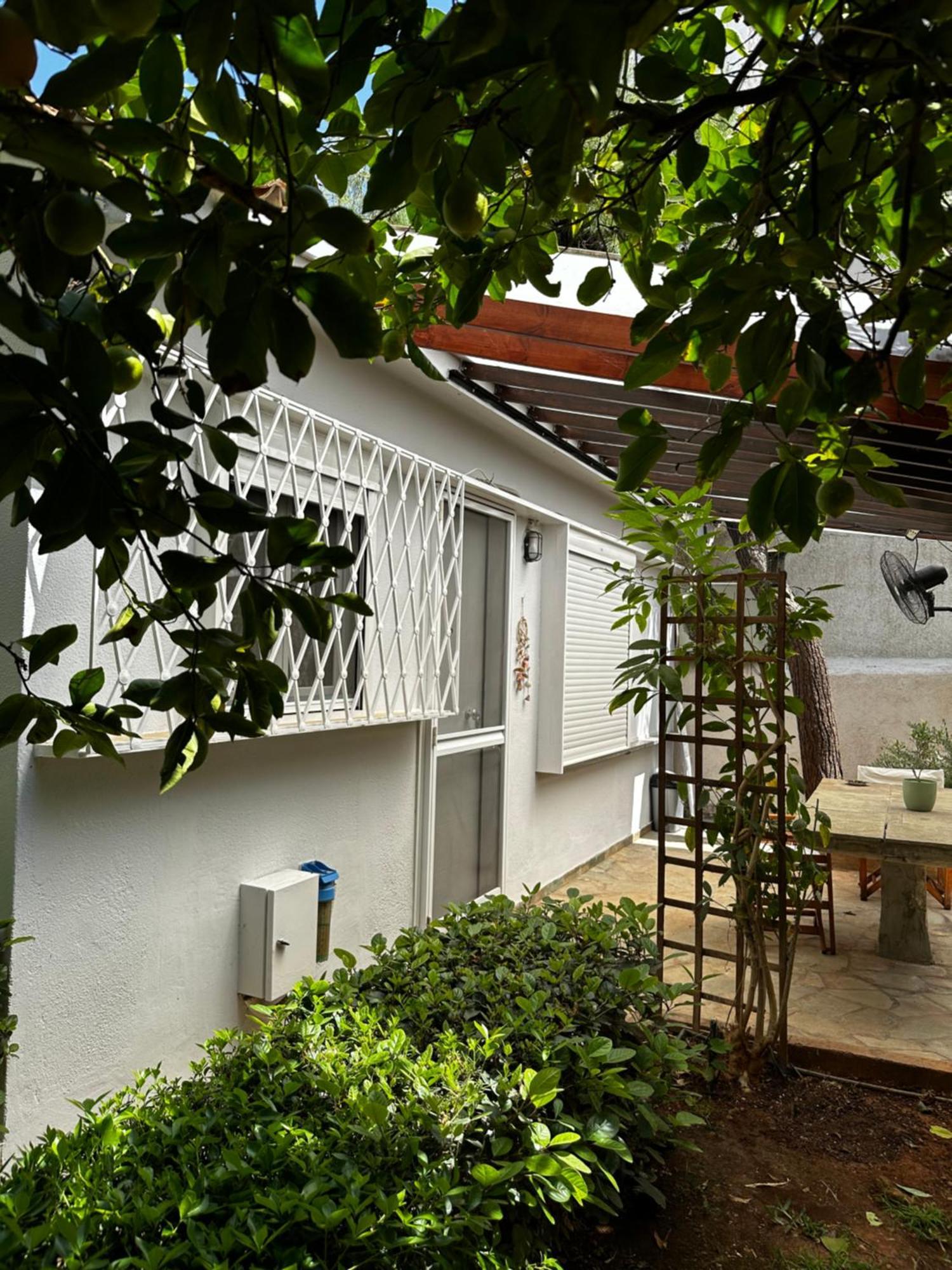 Appartement Antonis'S Garden House à Athènes Extérieur photo